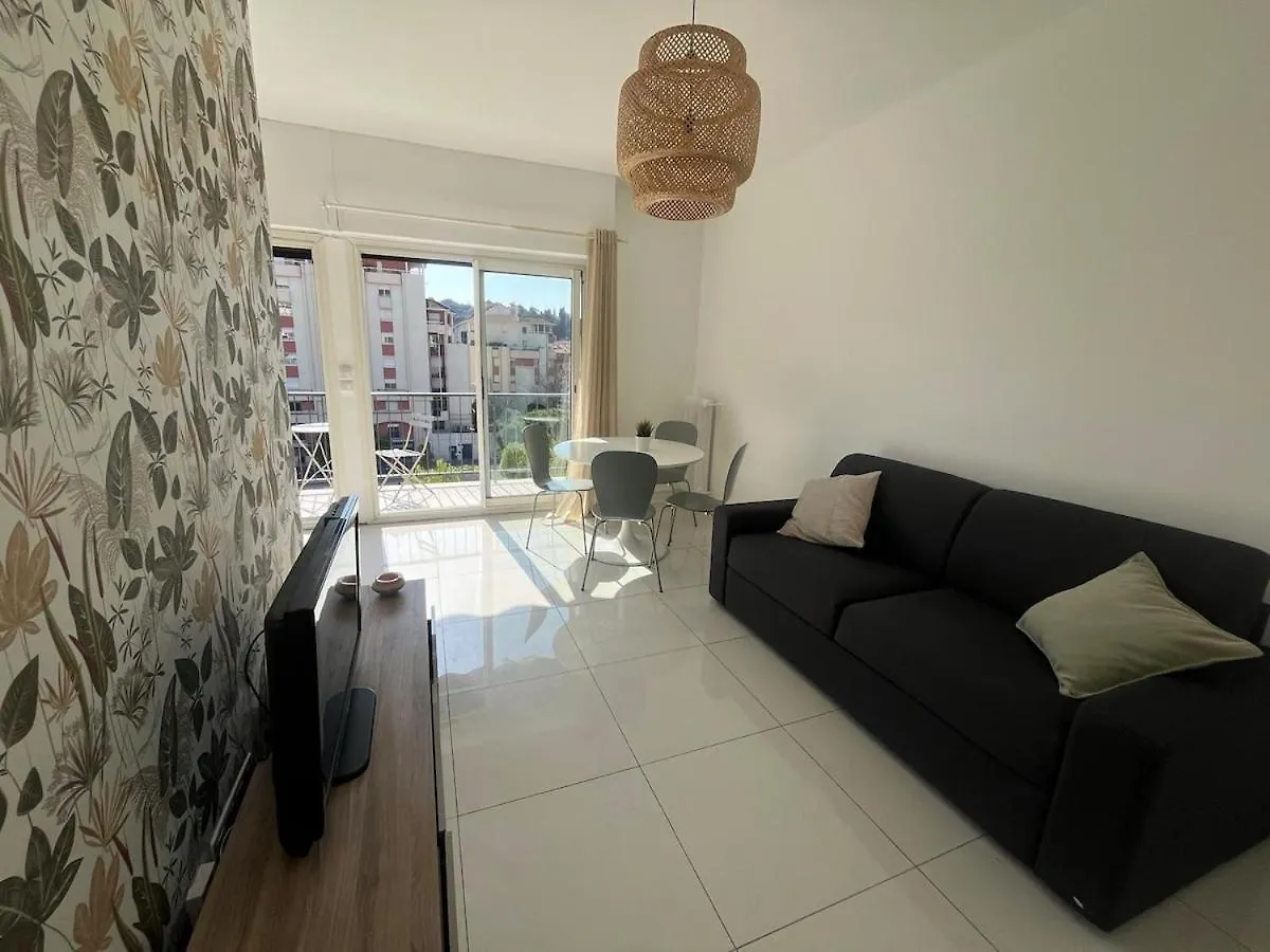 Scaliero T2 Avec Terrasse Plein Soleil Daire Nice Fransa